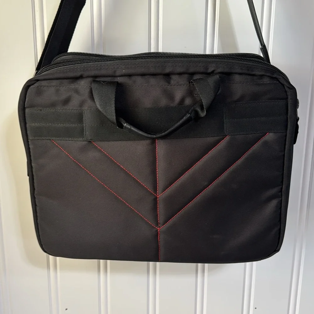 Black Dell Premier Briefcase Shoulder Bag for screens up to 15.6” NEW